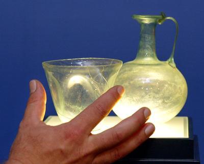 Römische Gläser, Neuss, Clemens-Sels-Museum